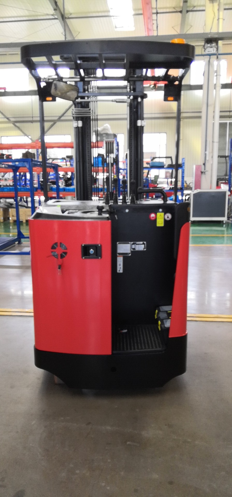 4000 LB Electric Stand Up Reach Truck CQD-15